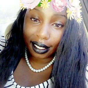 Meet your Posher, Monique